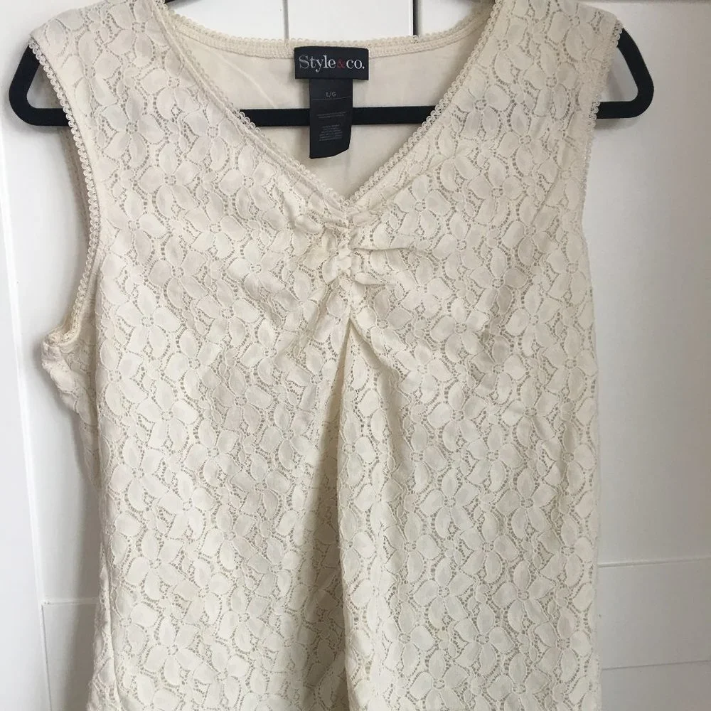 Lace top - Picture 4 of 4